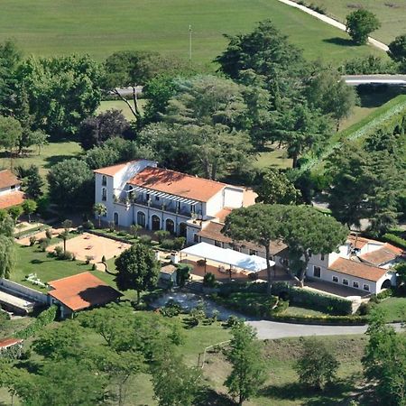 Antico Borgo Di Sutri Hotel Kültér fotó