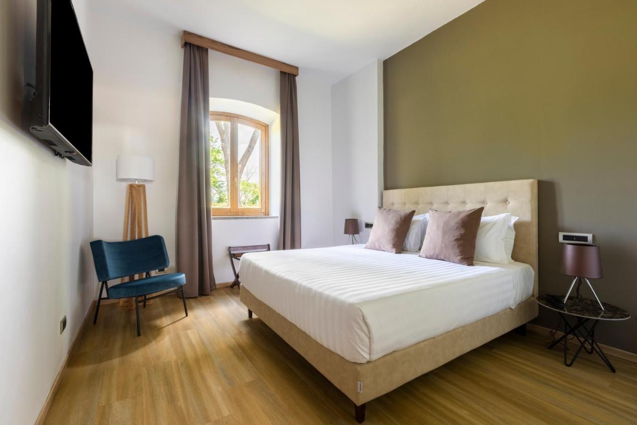 Antico Borgo Di Sutri Hotel Kültér fotó