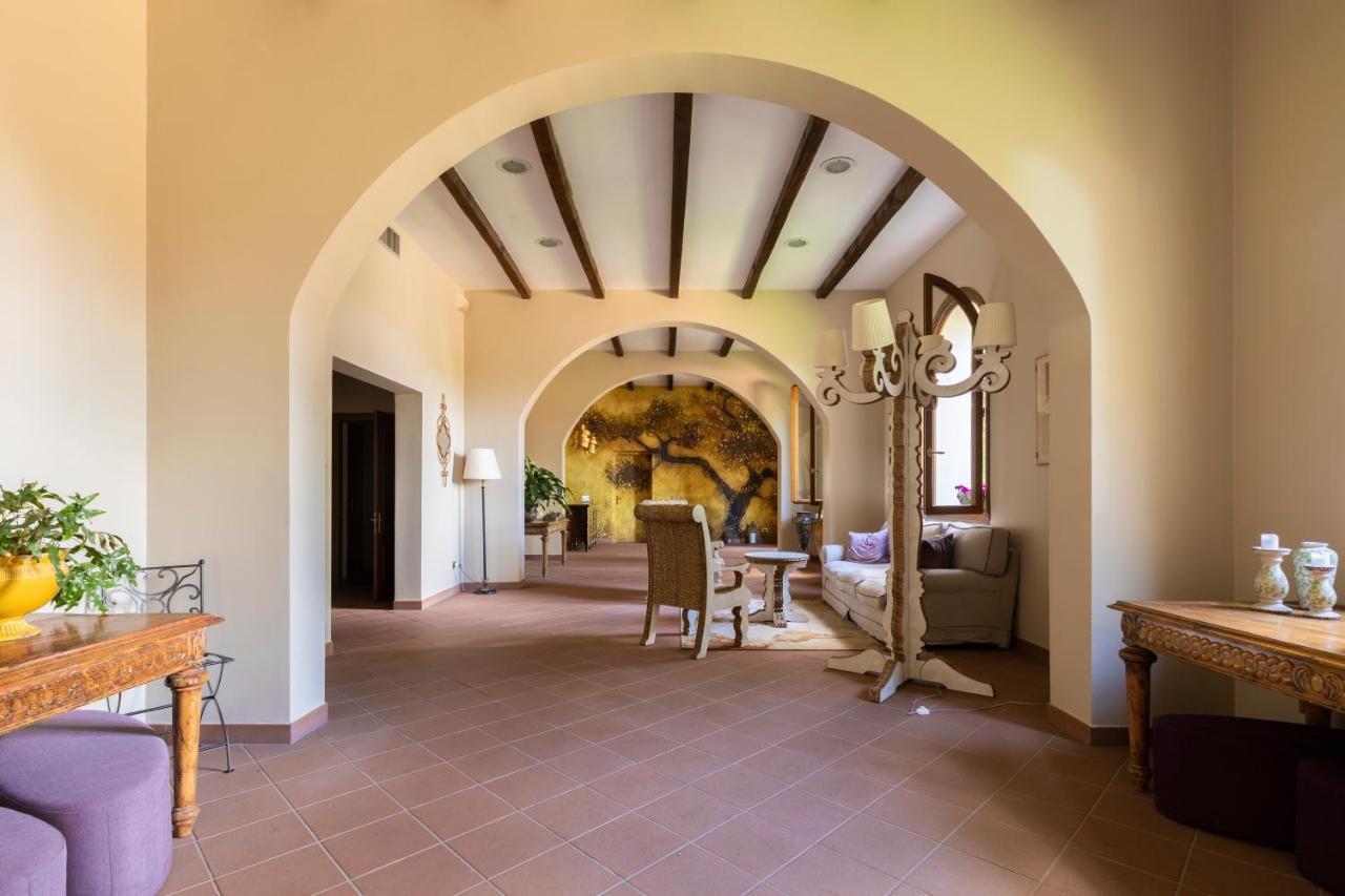 Antico Borgo Di Sutri Hotel Kültér fotó