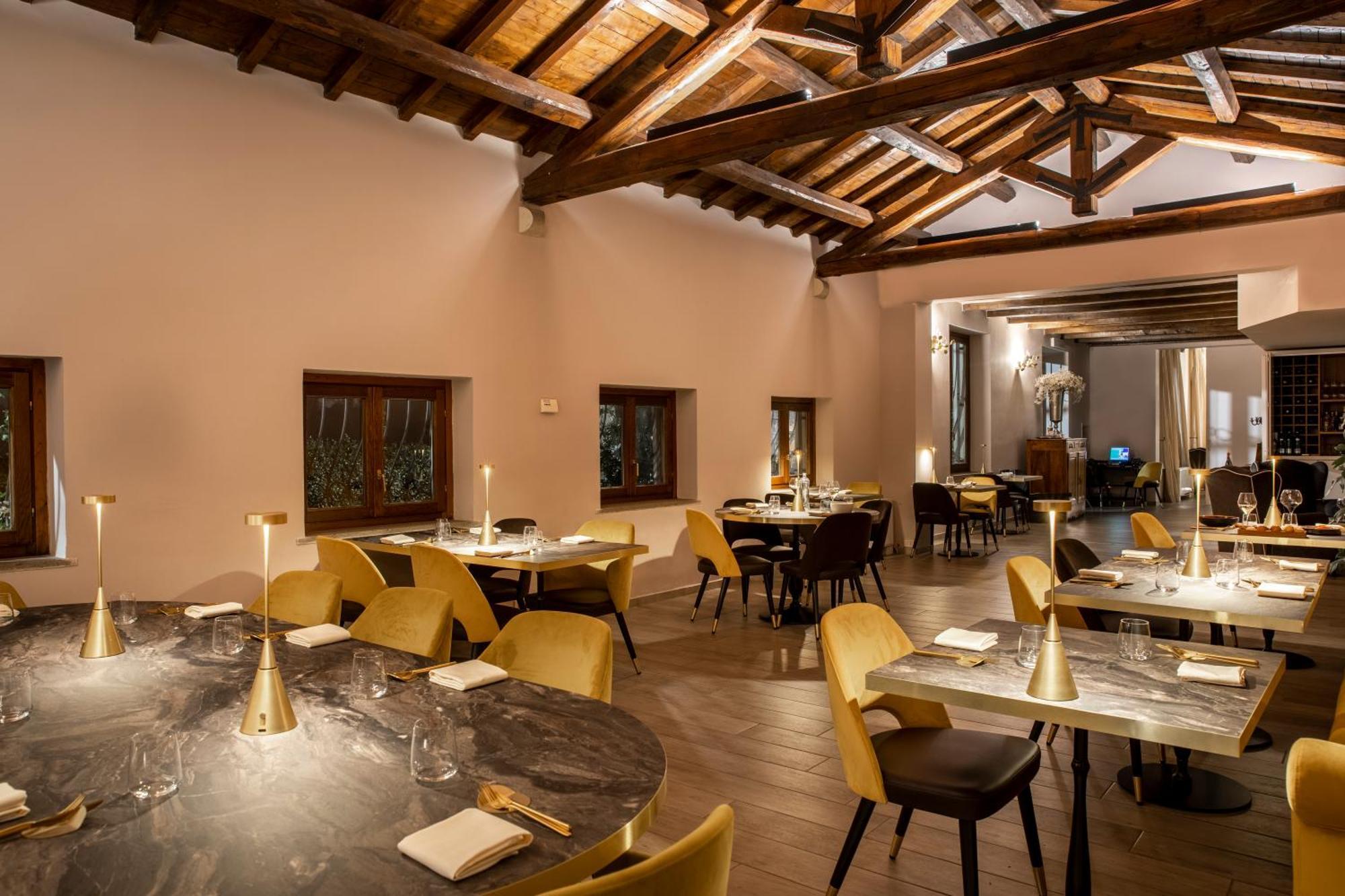 Antico Borgo Di Sutri Hotel Kültér fotó