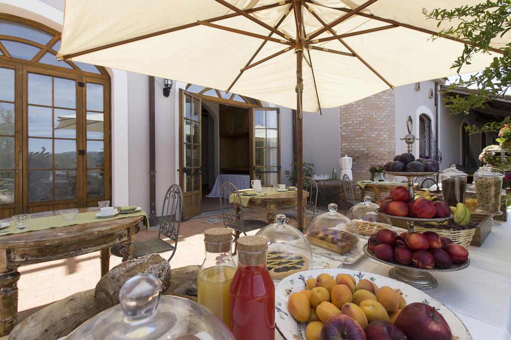 Antico Borgo Di Sutri Hotel Kültér fotó